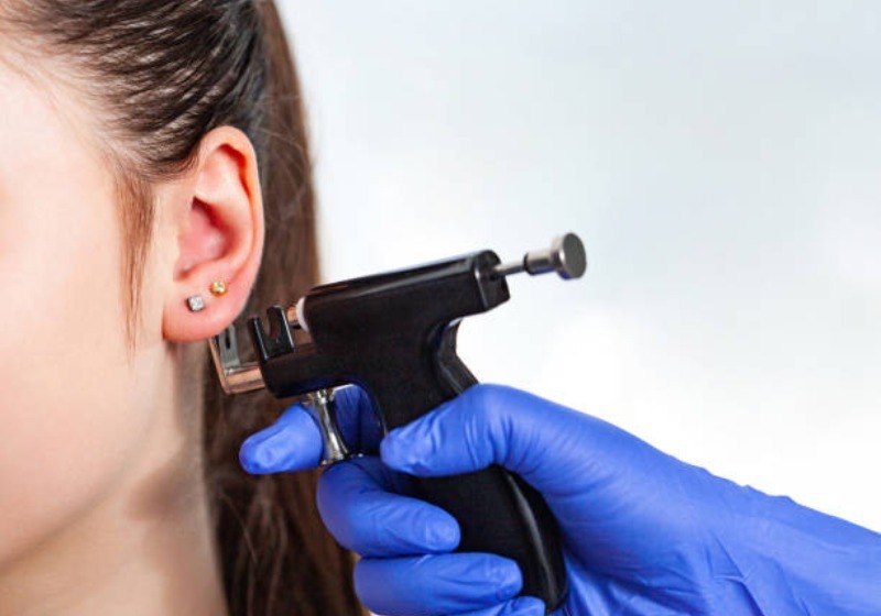 Ear-Pierce-Nishaaz-Bridal-Palace-The-Best-Beauty-Parlor