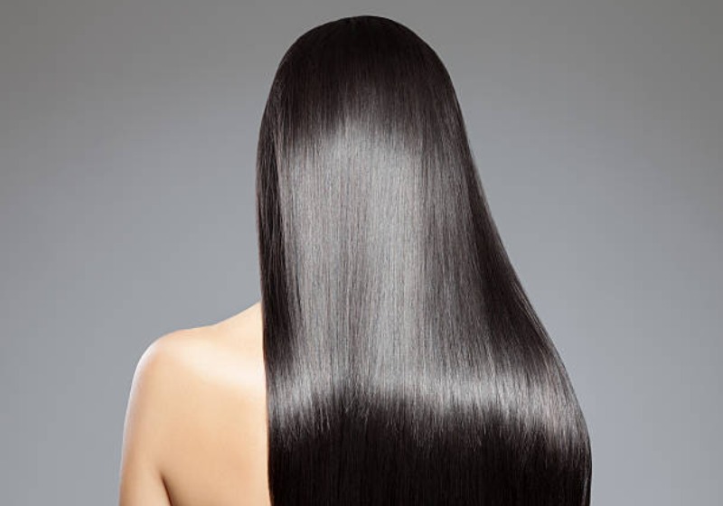 Hair-Dye-Black-Nishaaz-Bridal-Palace-The-Best-Beauty-Parlor